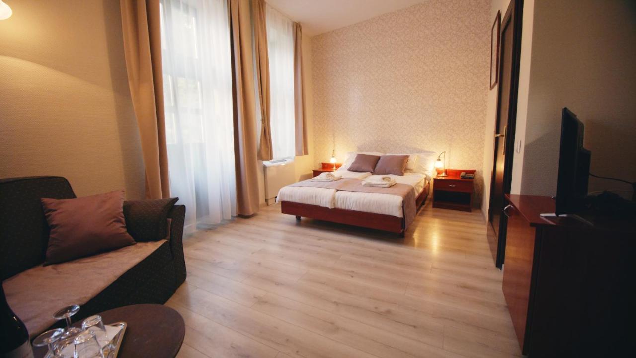 Aqua Villa Eger Exterior foto