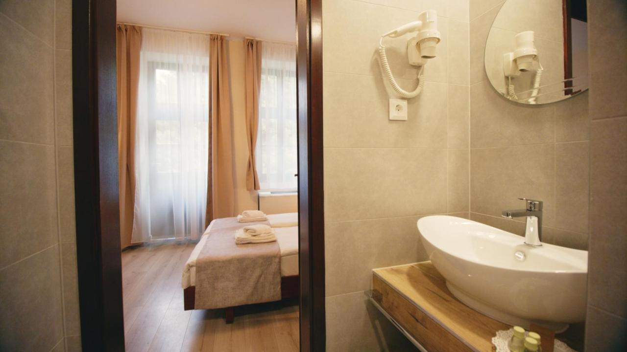 Aqua Villa Eger Exterior foto